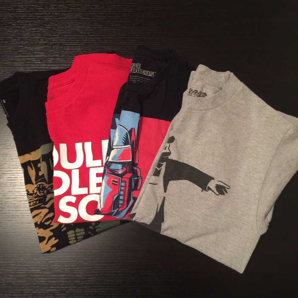 🖤FINAL PRICE🖤 Random Tee Shirts - Picture 2 of 6